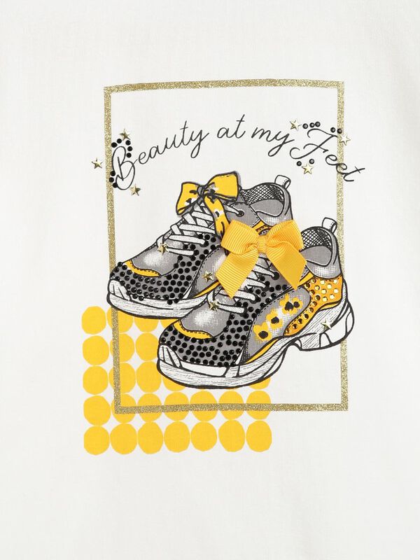 Knitted T-Shirt With Print - Sneaker Graphic image number null